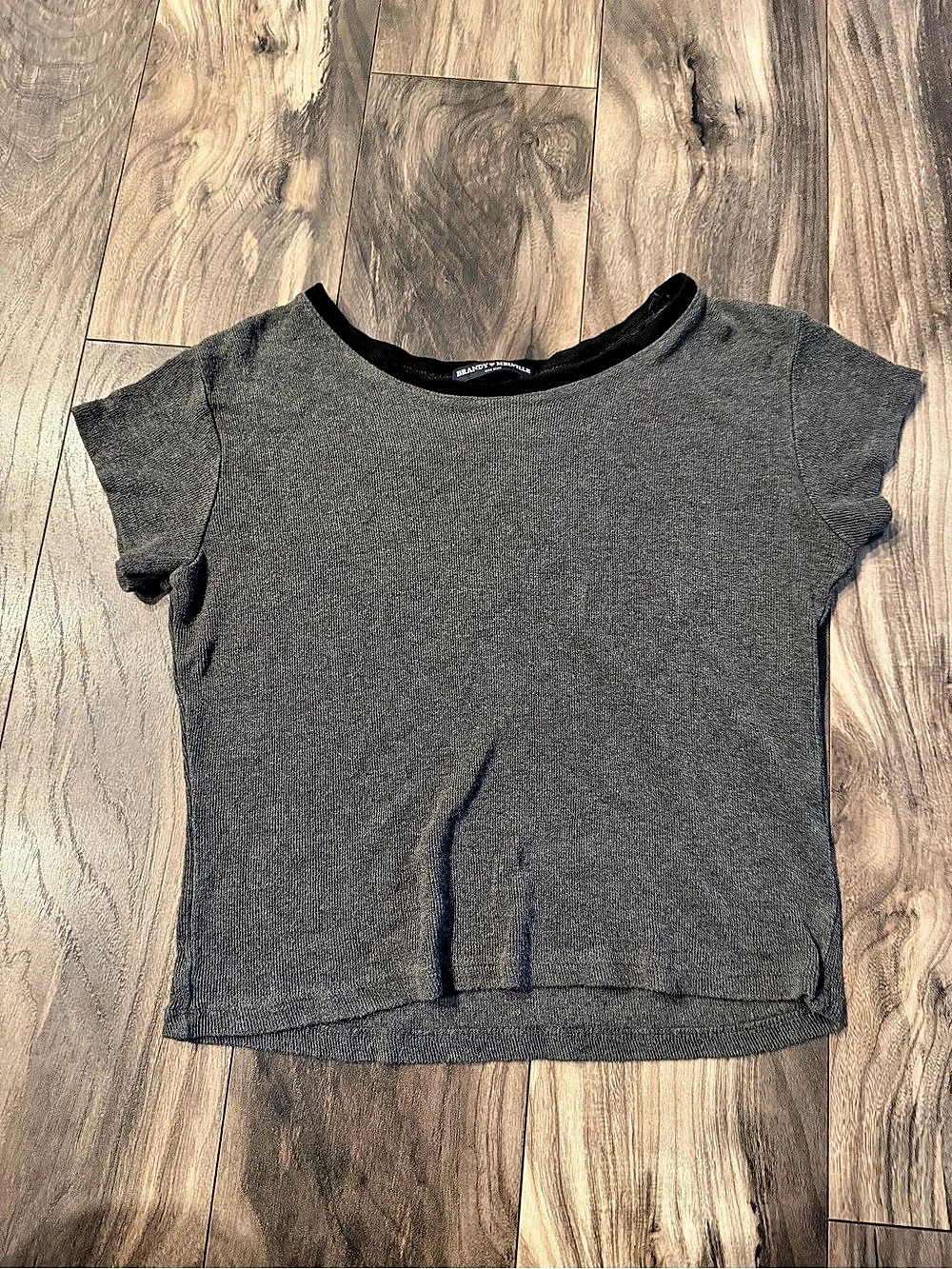 🩶 Brandy Melville Grey Ribbed Ringer Baby Tee OS